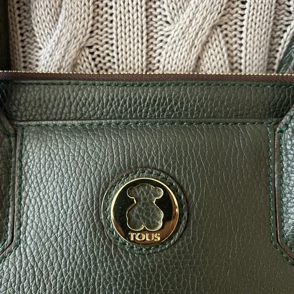 Tous Green Leather Tote with Gold Hardware - Picture 2 of 6